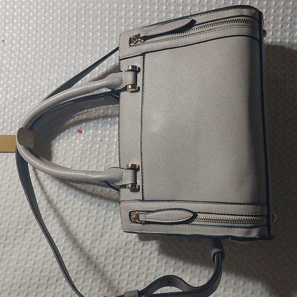 Gray hand bag unused (WOT) - Picture 2 of 4